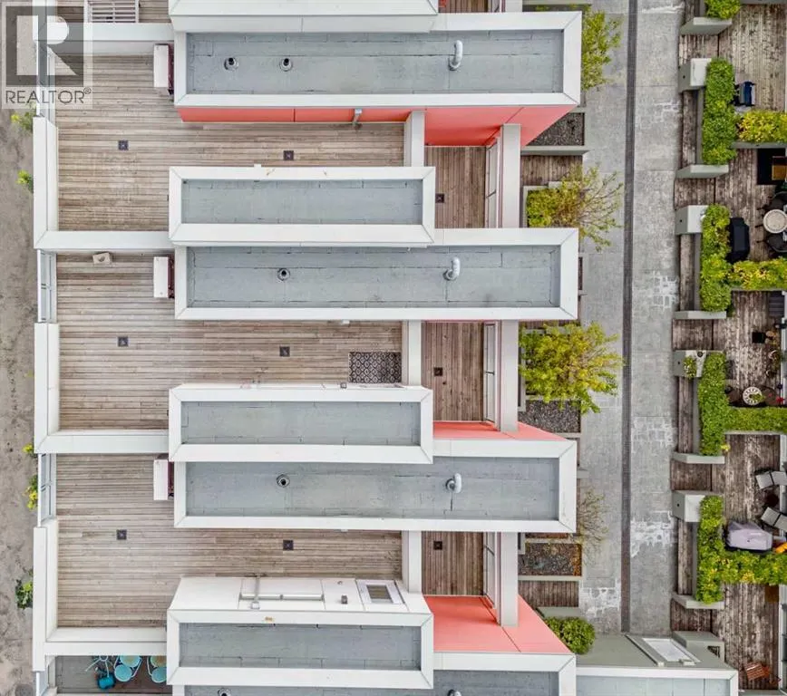 208, 2717 17 Street SW