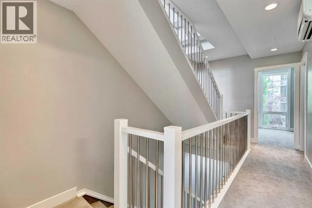 208, 2717 17 Street SW