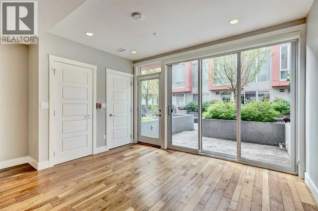 208, 2717 17 Street SW