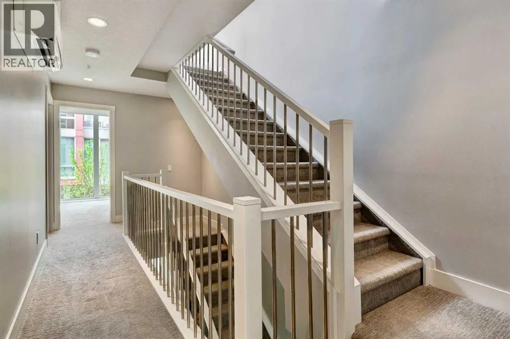 208, 2717 17 Street SW