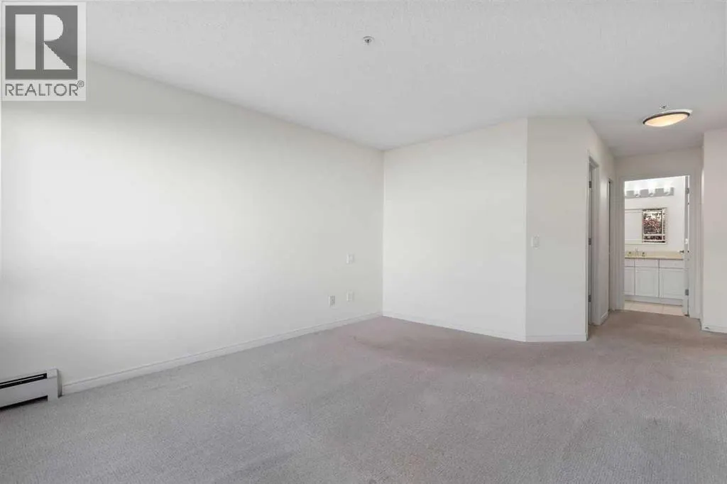 206, 2144 Paliswood Road SW