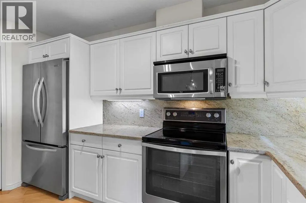 206, 2144 Paliswood Road SW