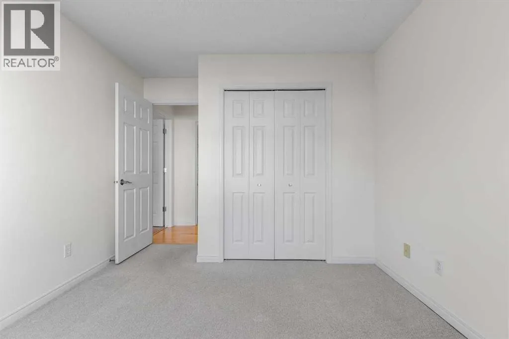 206, 2144 Paliswood Road SW