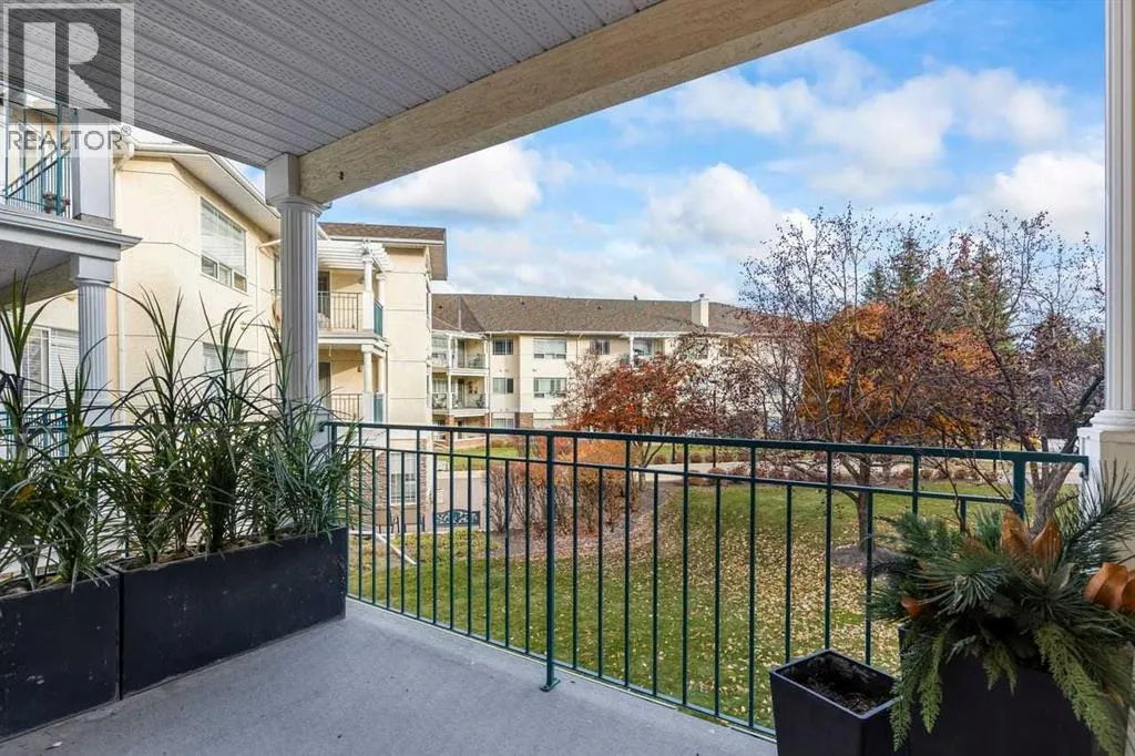 206, 2144 Paliswood Road SW