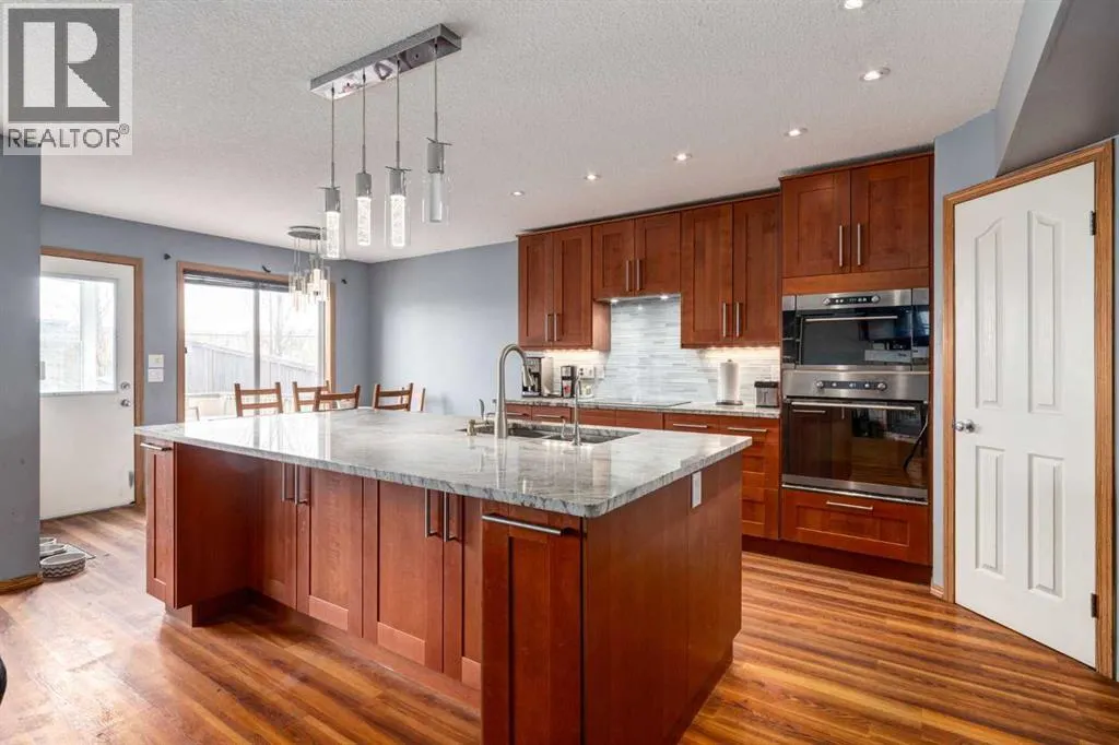 191 Panamount Heights NW