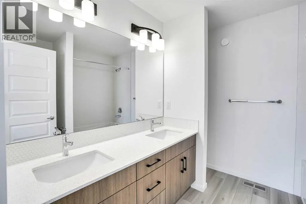 131 Cityside View NE