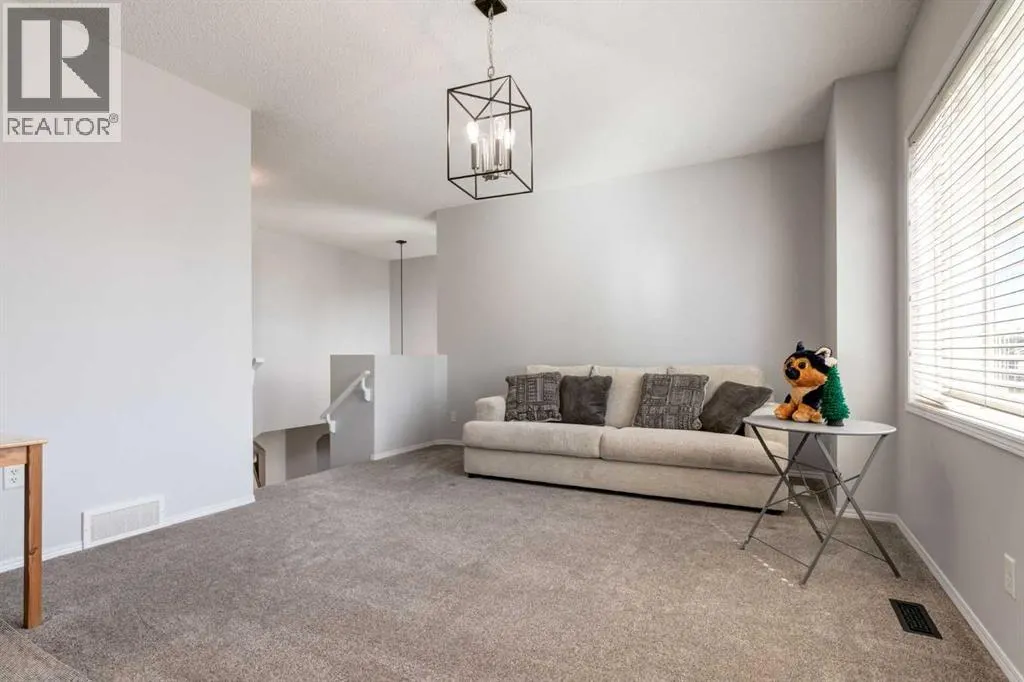 90 Tuscany Springs Hill NW