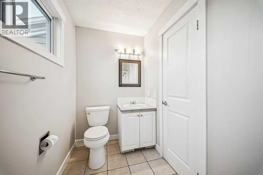 60, 5425 Pensacola Crescent SE