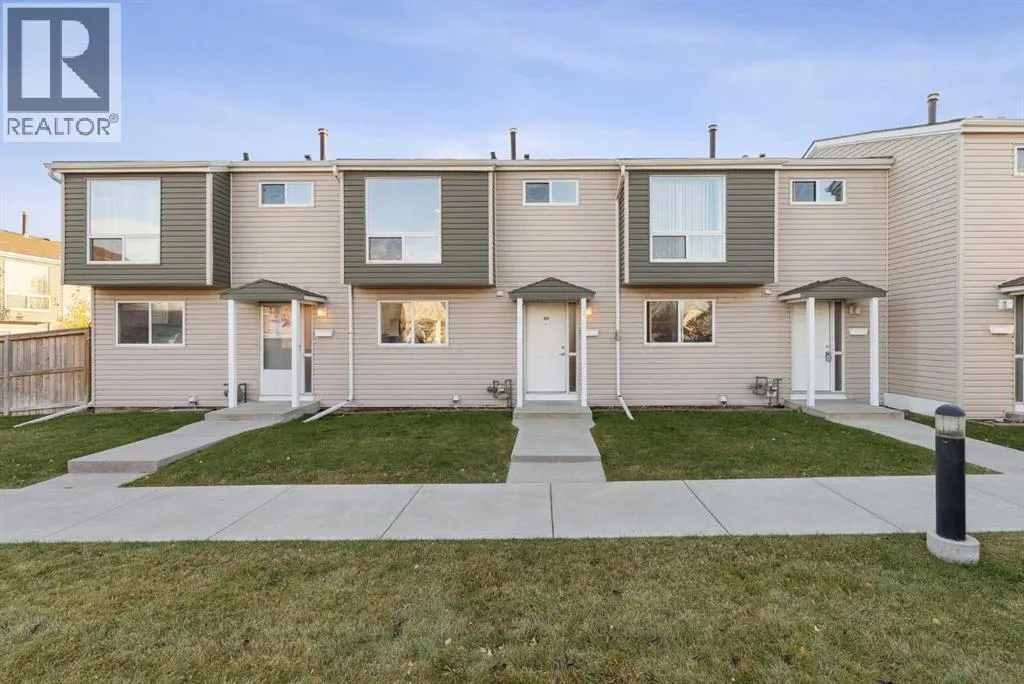 60, 5425 Pensacola Crescent SE