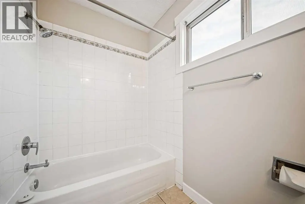 60, 5425 Pensacola Crescent SE