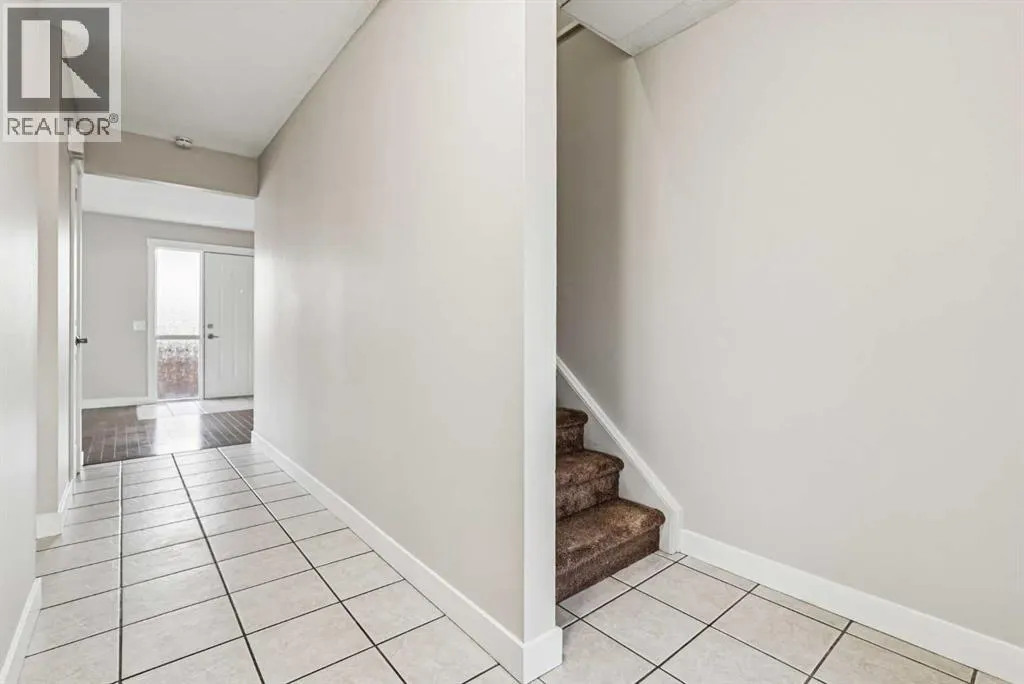 60, 5425 Pensacola Crescent SE