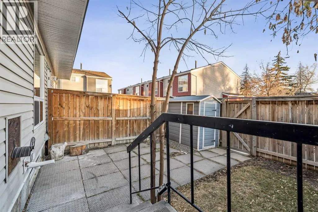 60, 5425 Pensacola Crescent SE