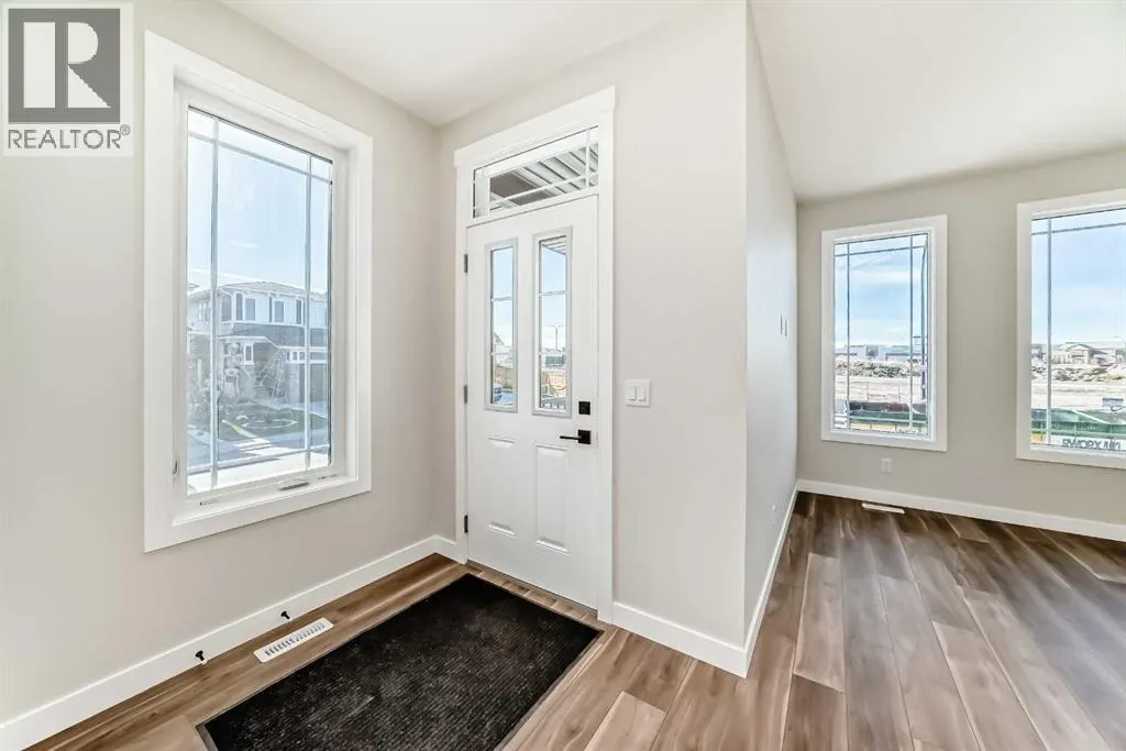 1001 Reynolds Crescent SW