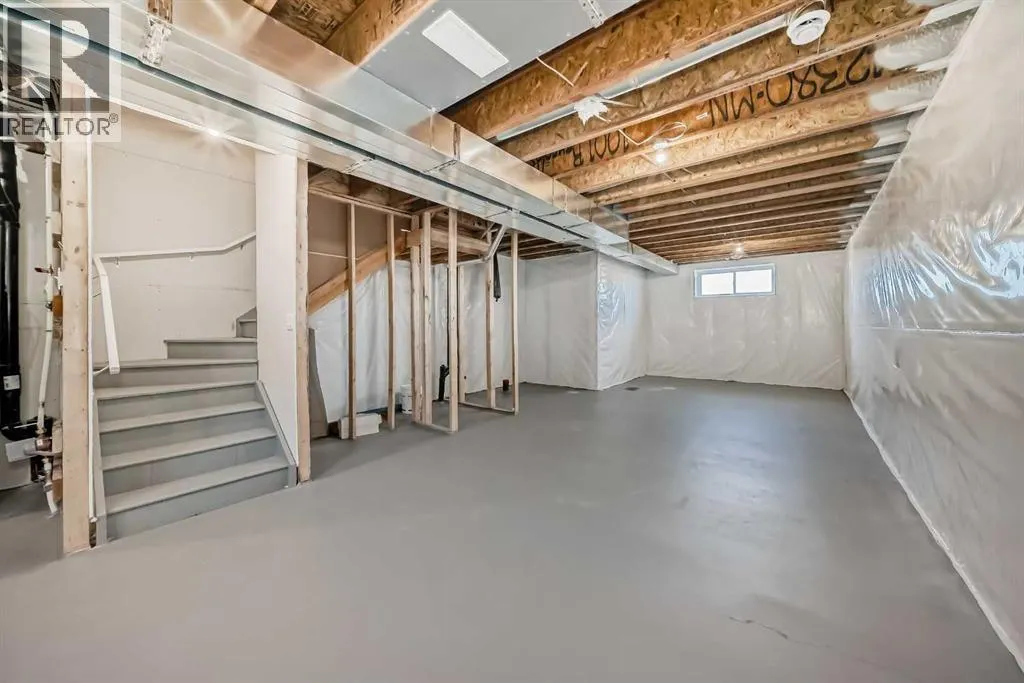 1001 Reynolds Crescent SW