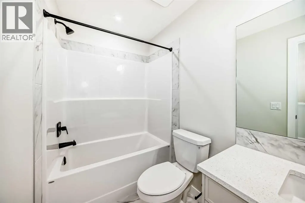 1001 Reynolds Crescent SW