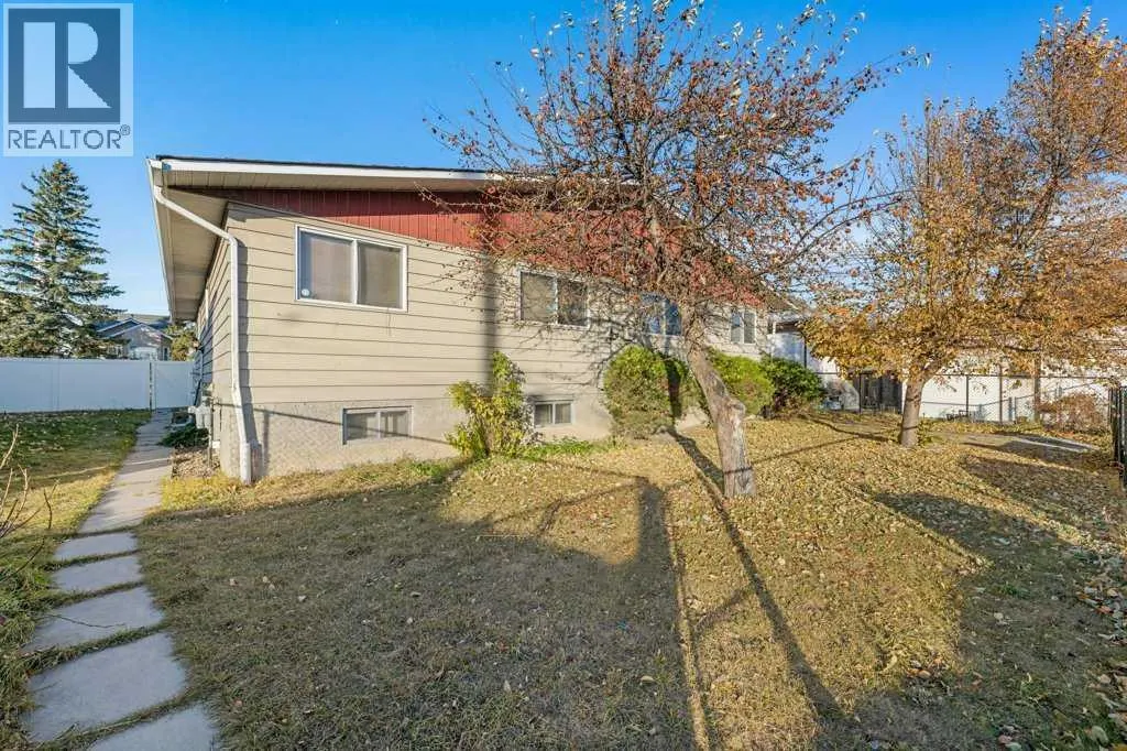 53,55 Dovercliffe Way SE