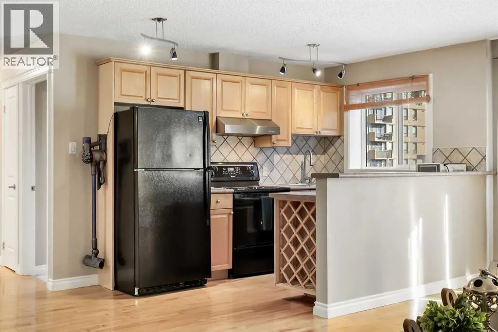 302, 1411 7 Street SW