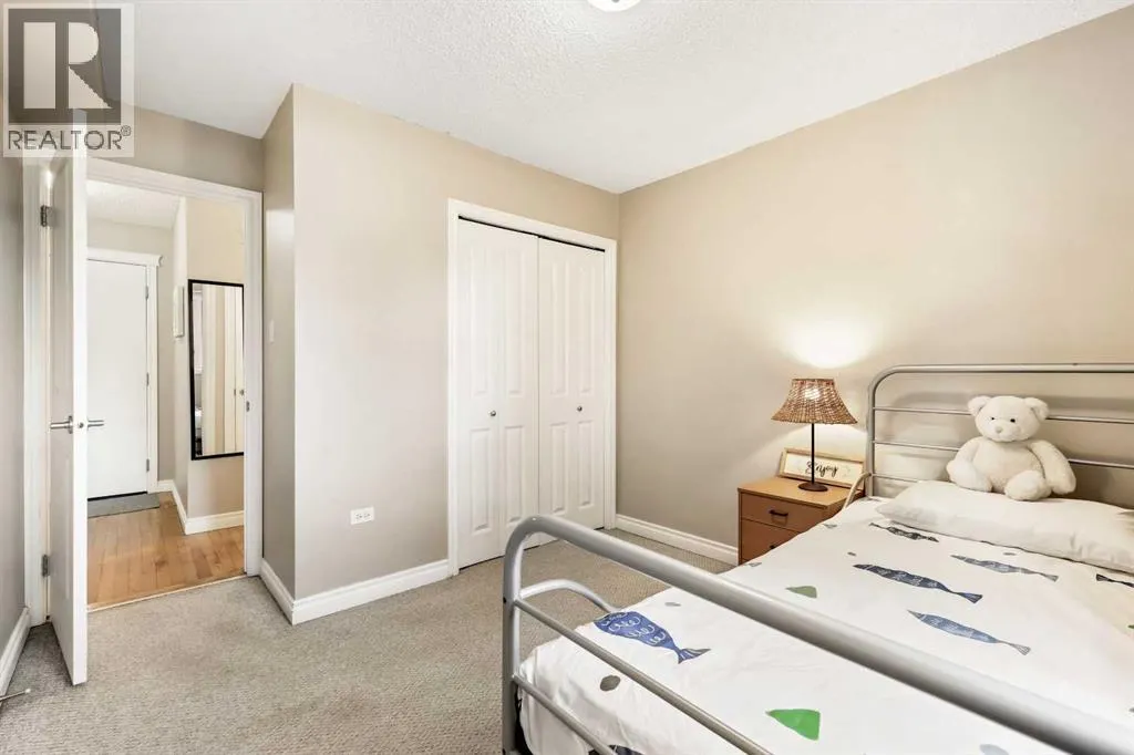 302, 1411 7 Street SW