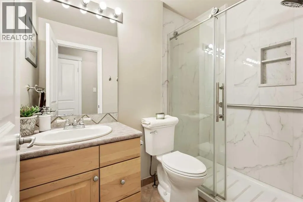 302, 1411 7 Street SW