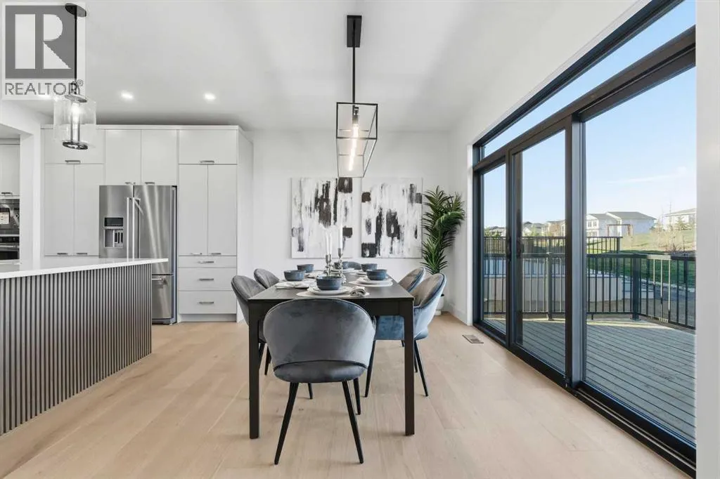 11 Rowmont Gardens NW