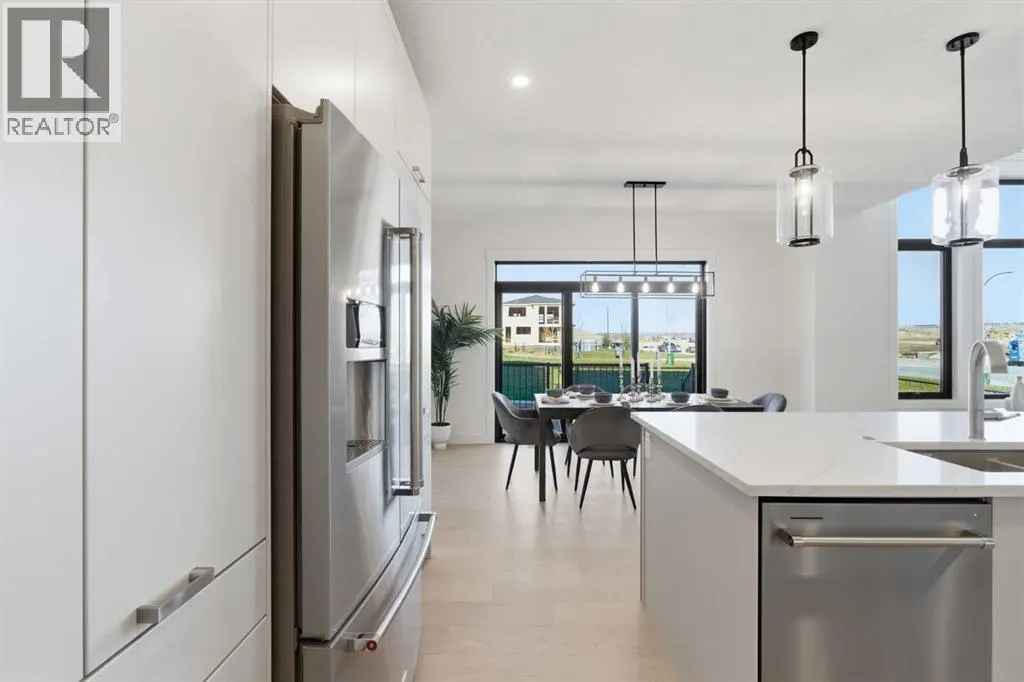 11 Rowmont Gardens NW