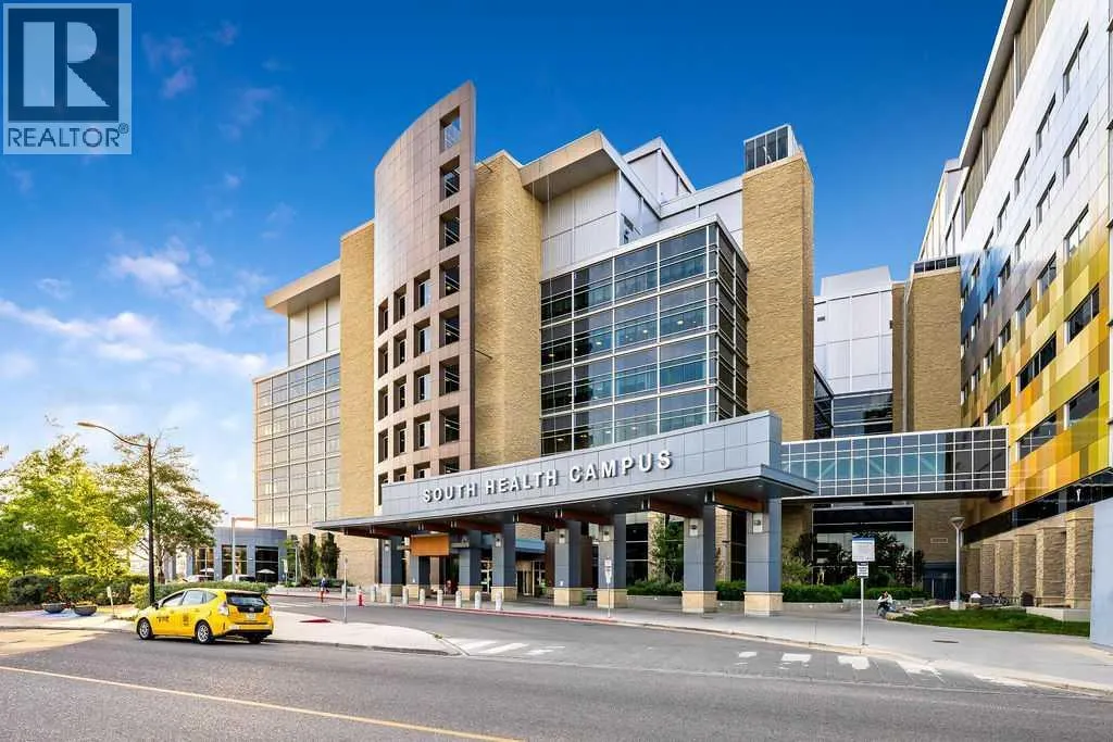 37 Marquis Common SE