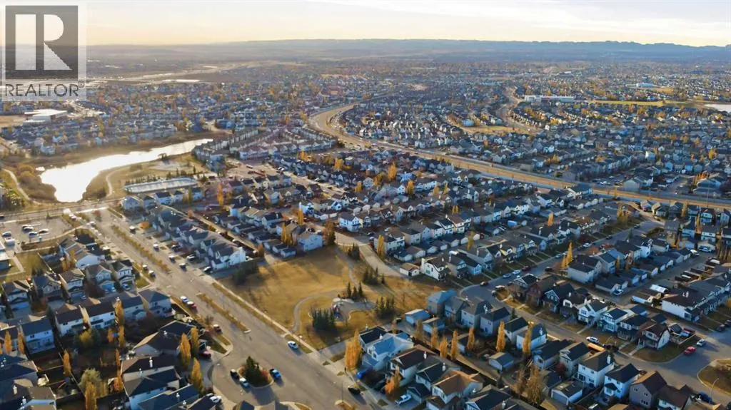 196 Copperstone Terrace SE