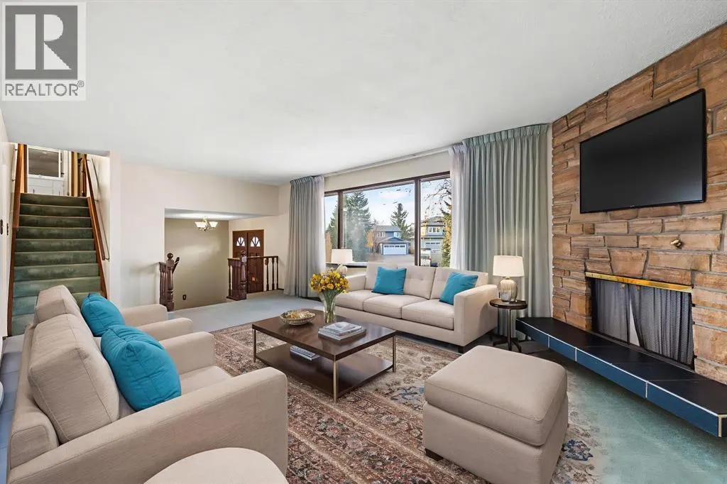 3375 Breton Close NW