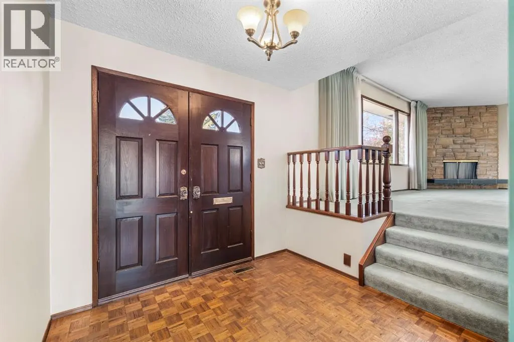 3375 Breton Close NW