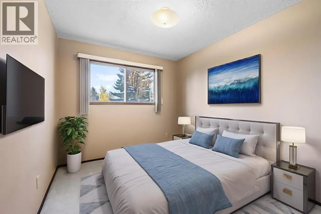 3375 Breton Close NW