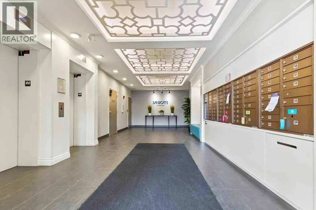 218, 10 Mahogany Mews SE