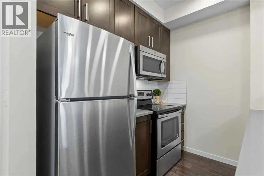 218, 10 Mahogany Mews SE