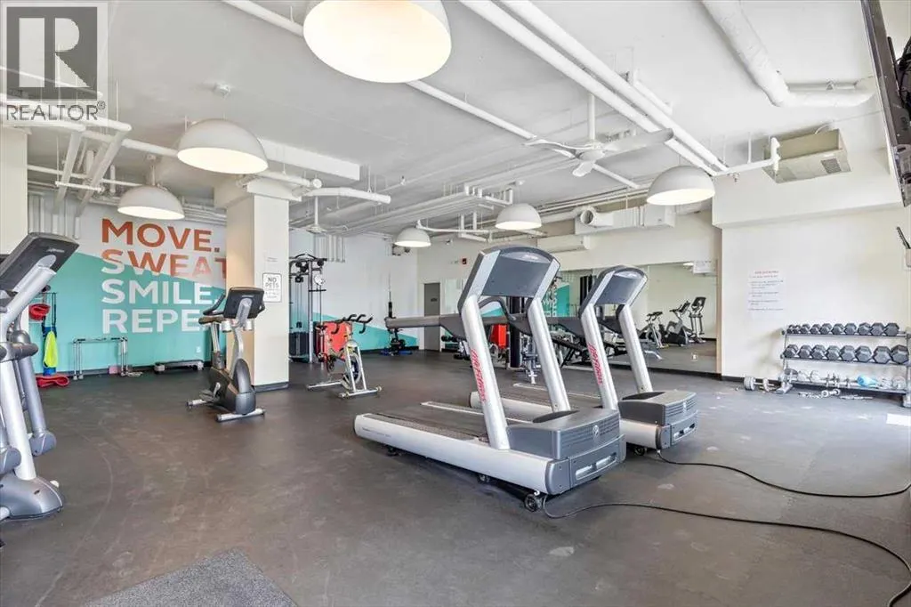 218, 10 Mahogany Mews SE