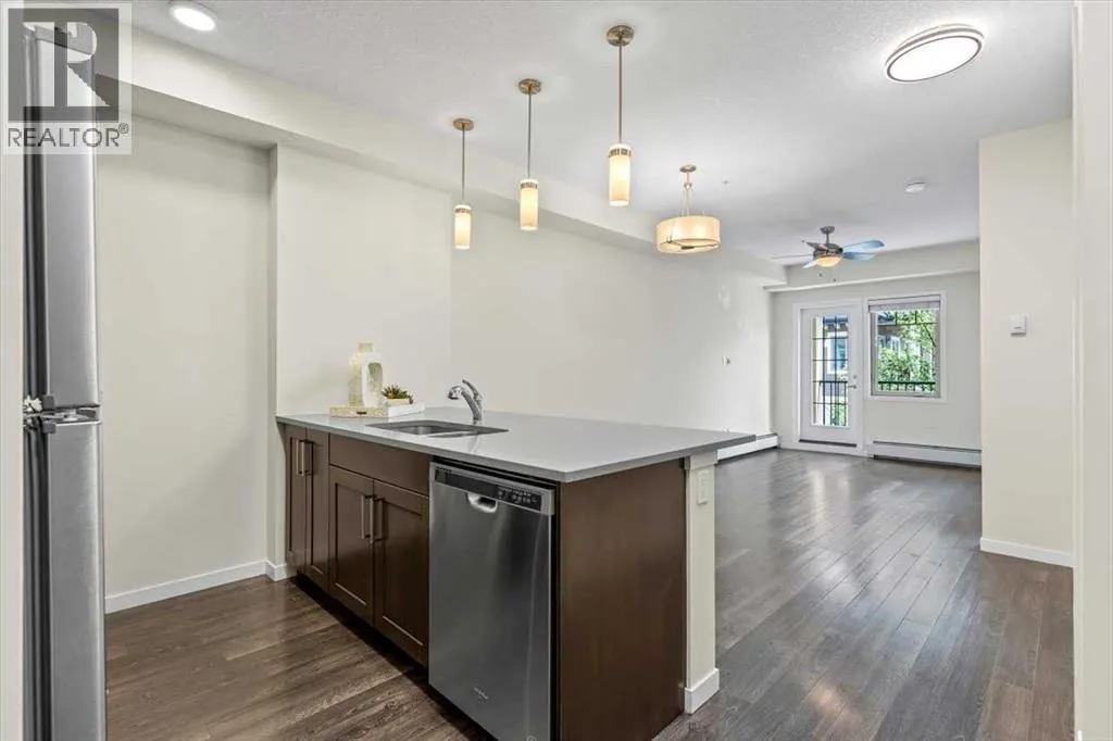 218, 10 Mahogany Mews SE