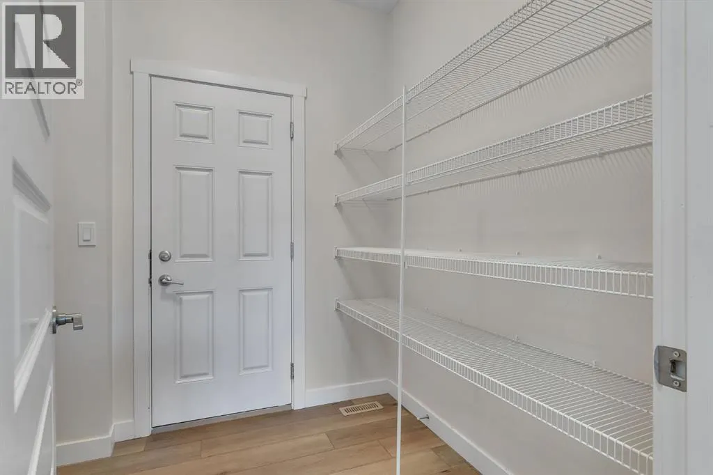 1489 Bayview Point SW