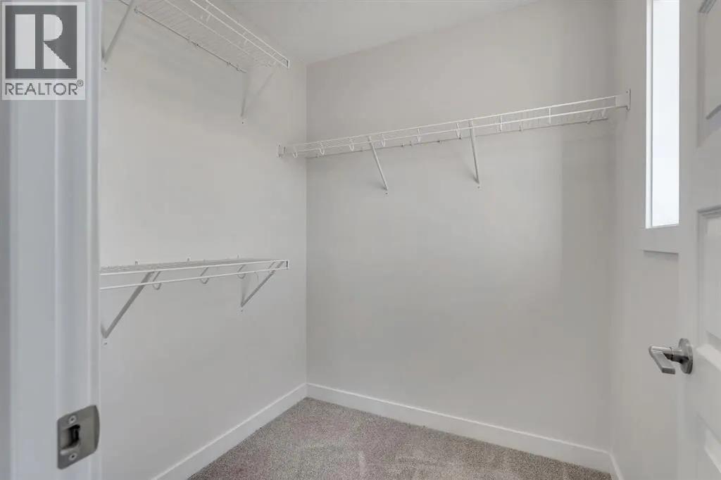 1489 Bayview Point SW