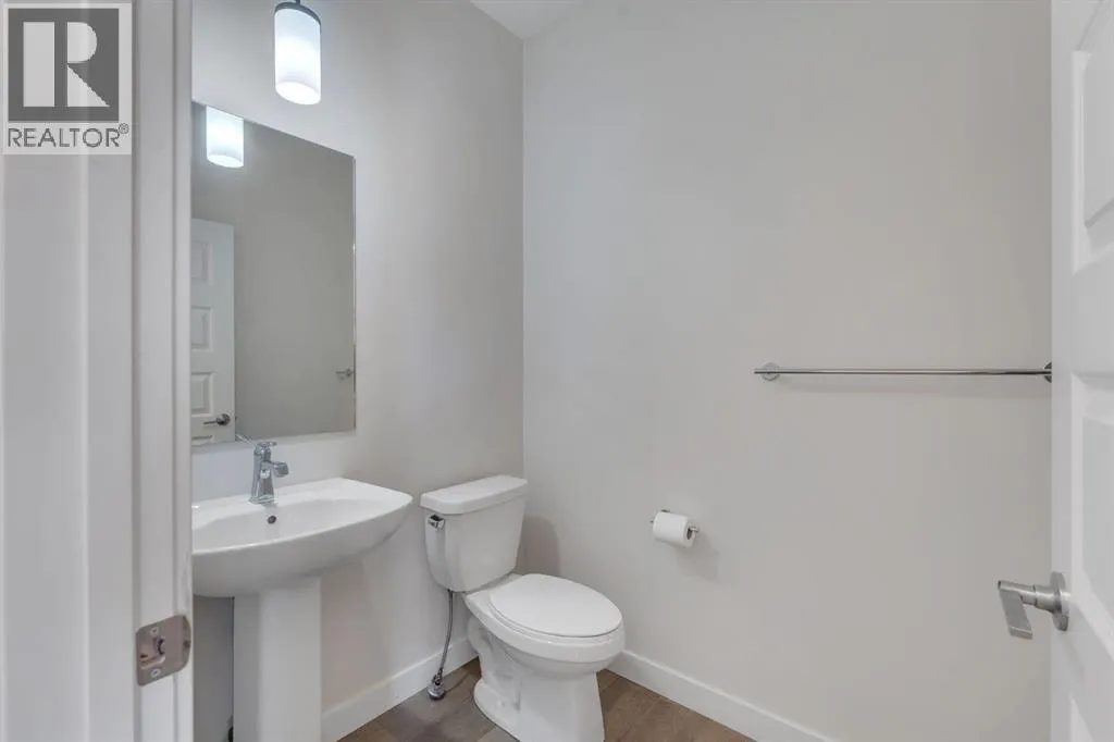 1489 Bayview Point SW