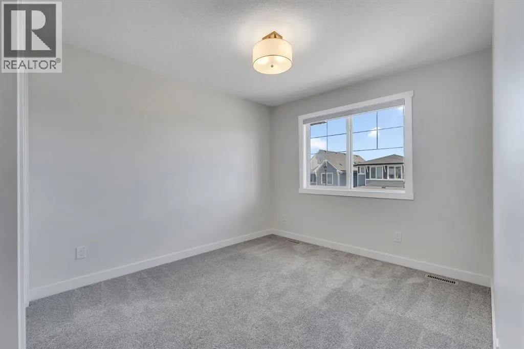 1489 Bayview Point SW