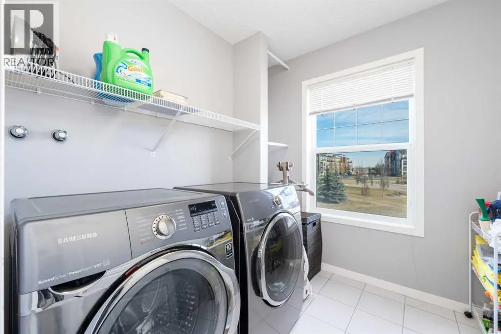 64 Copperpond Park SE