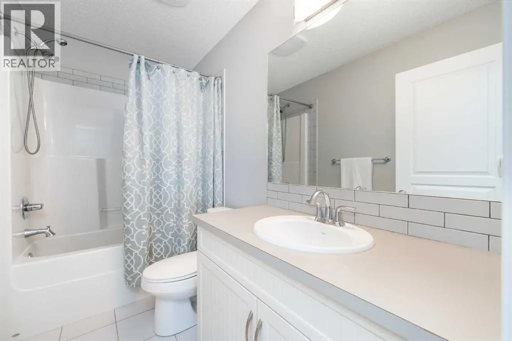 64 Copperpond Park SE