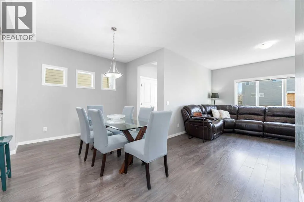 64 Copperpond Park SE