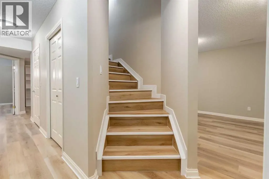 1880 Thornbird Road SE