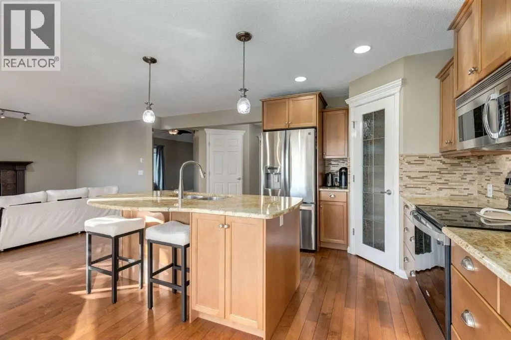 1880 Thornbird Road SE