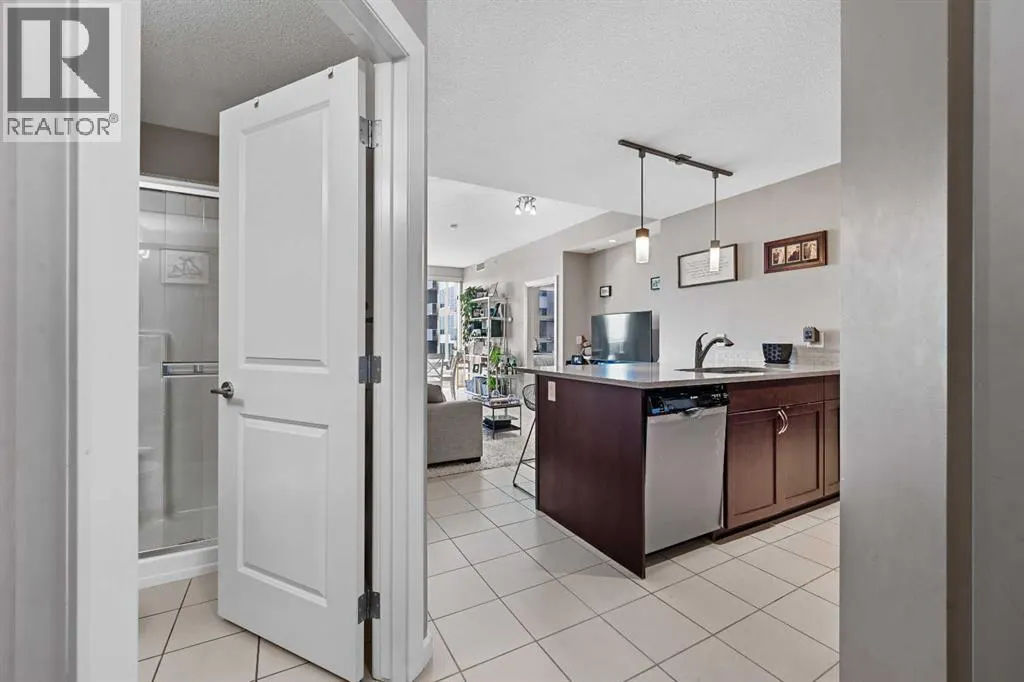 1708, 211 13 Avenue SE