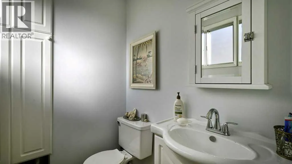 232 Penbrooke Way SE