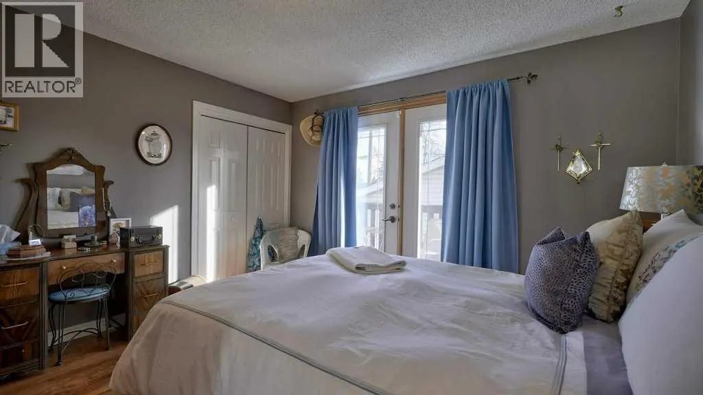 232 Penbrooke Way SE