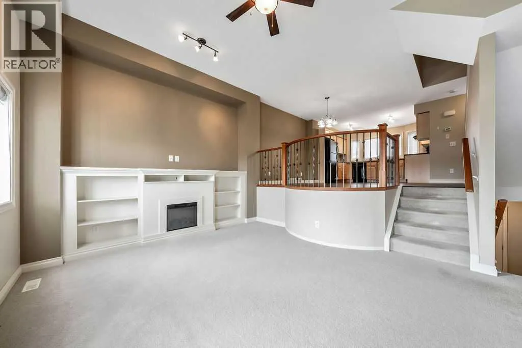 313 Strathcona Circle