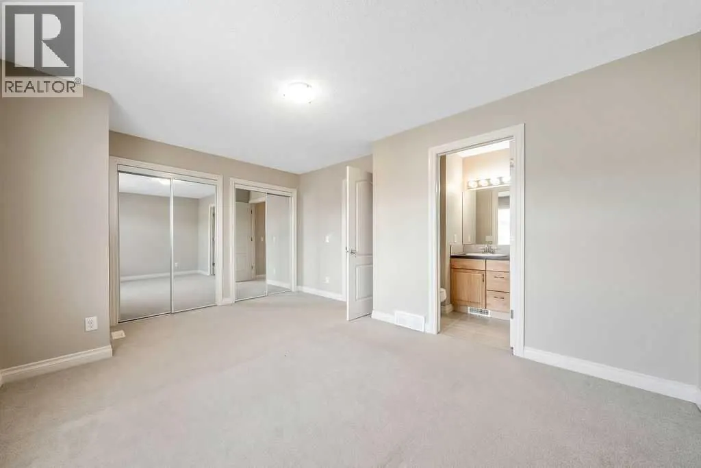 313 Strathcona Circle