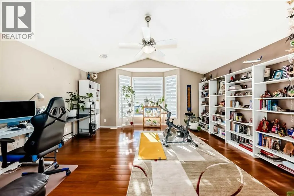 54 New Brighton Manor SE