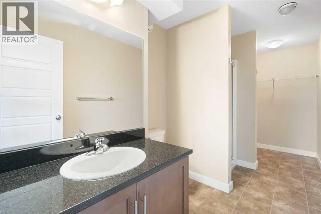 3304, 2781 Chinook Winds Drive SW